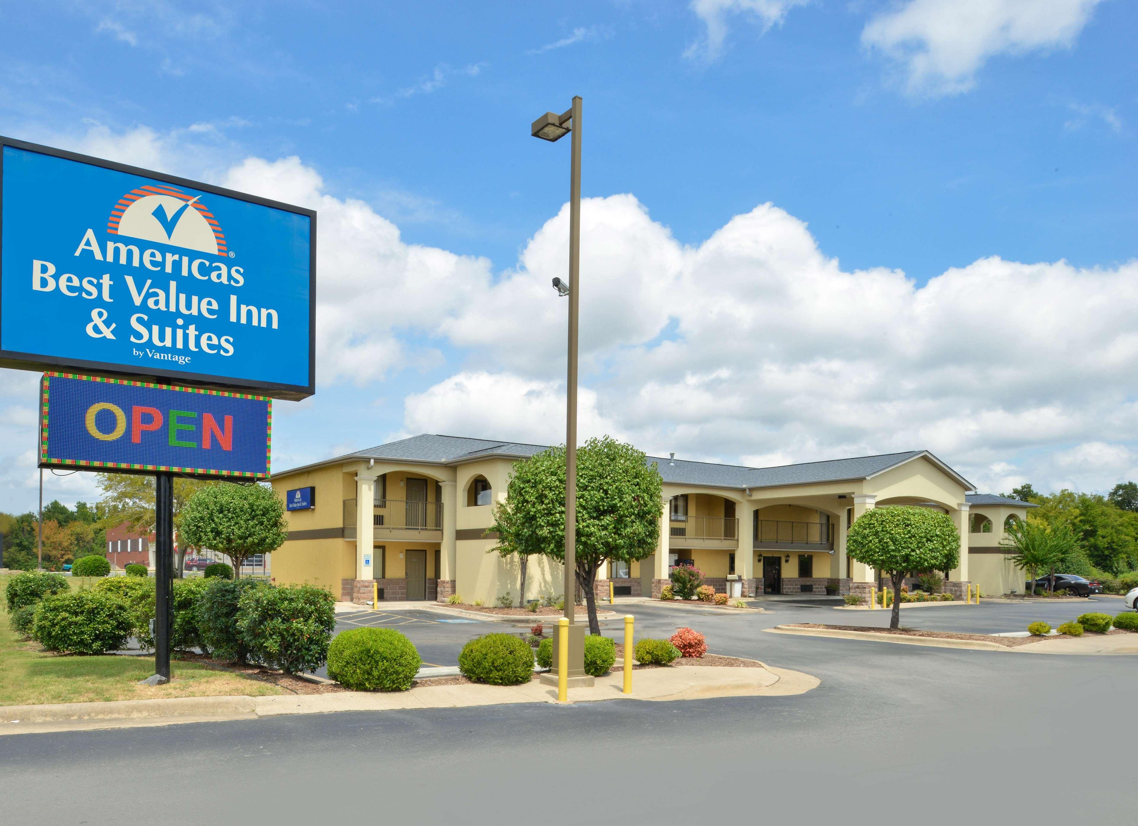 Americas Best Value Inn And Suites Little Rock Exterior foto